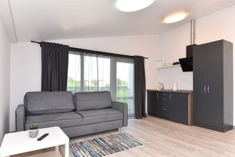 Vyturiai - Nauju Apartamentu Nuoma Sventojoje Sventoji Exterior photo